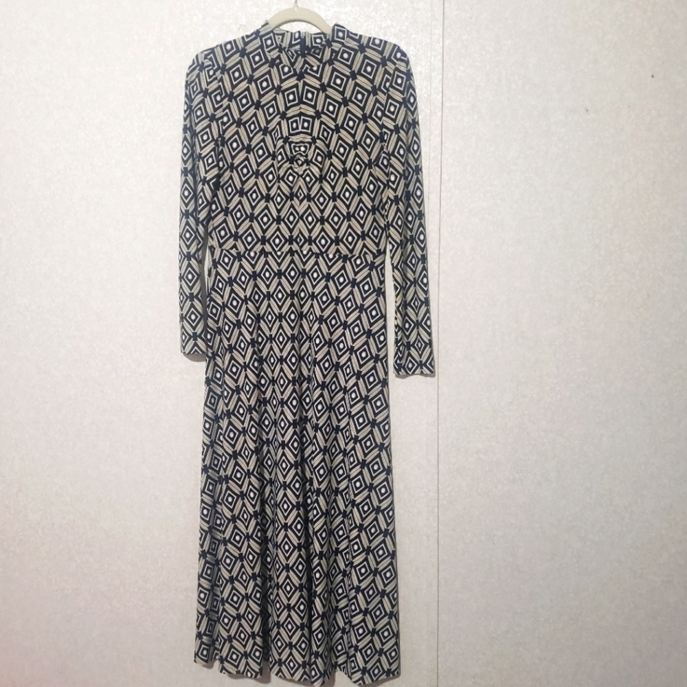 Blue and Beige Maxi Sheath Dress with Cuffed Long Sleeves...size:M